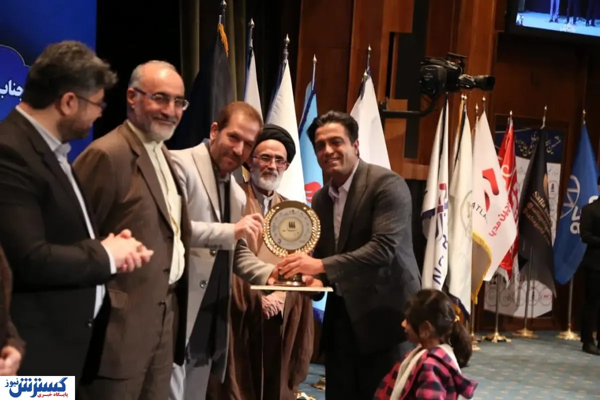 انتخاب مهندس محمود فرهادی نسب به عنوان مدیر برتر کشور