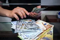 چرا دلار دیگر خریدار ندارد؟