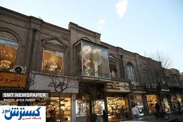 دخل‌های خالی پشت ویترین‌های روشن