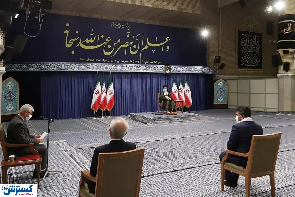 کتیبه معنادار حسینیه امام خمینی در هنگام حضور مدال‌ آوران المپیک