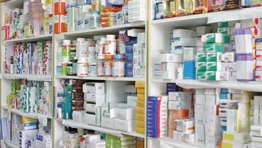 شوک قیمت دارو در ایران | افزایش ۶۰۰ درصدی و کمبود ۲۰۰ قلم داروی حیاتی