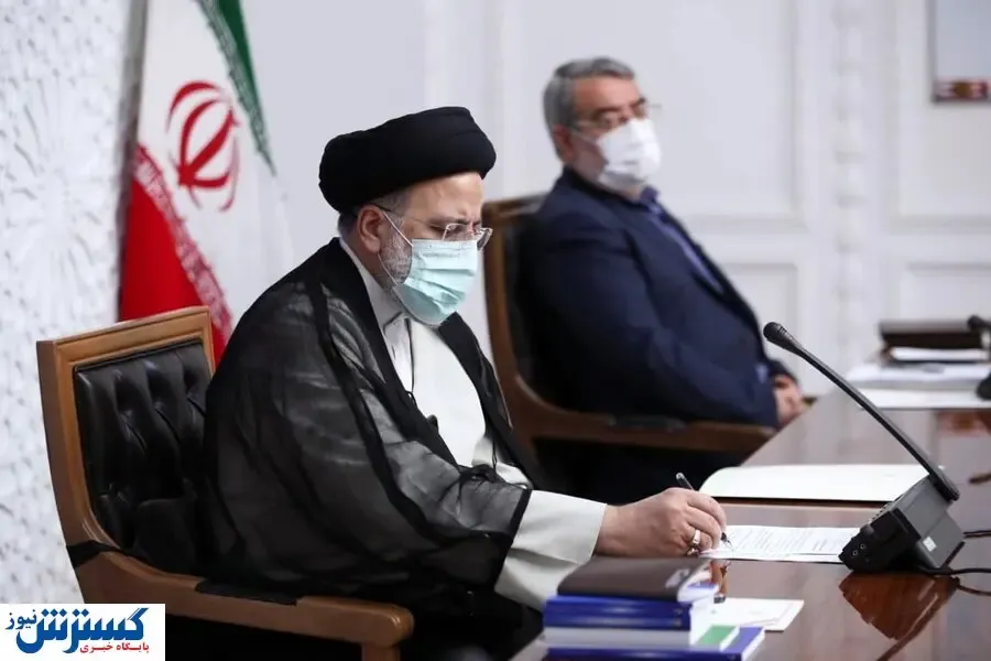 رئیسی در اولین جلسه رسمی بعد از مراسم تنفیذ+تصاویر