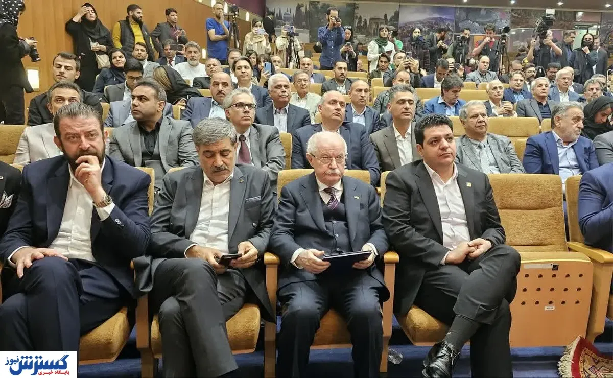 رونمایی از ۲ سند راهبردی برای «چرم و کفش» و «نساجی و پوشاک»
