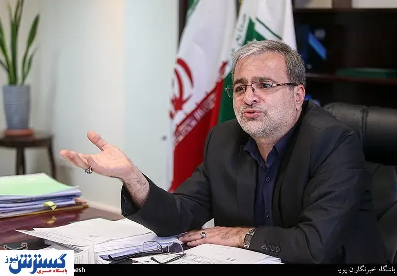 این کارخانه به مدارس ۴۰ هزار تن کاغذ می‌دهد
