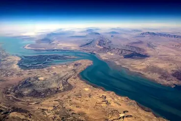 نمایش قدرت ایران در مدیریت انرژی / طرح مجلس برای تغییر قواعد بازی در خلیج فارس
