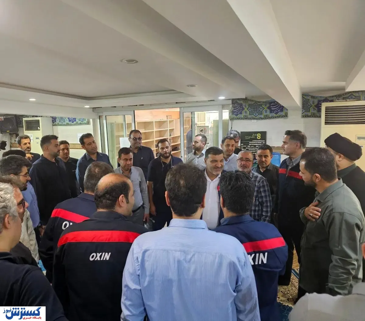کارگران اکسین خالق حماسه‌های بی نظیر هستند/جمعه پای صندوق‌های رای حضور حداکثری خواهیم داشت