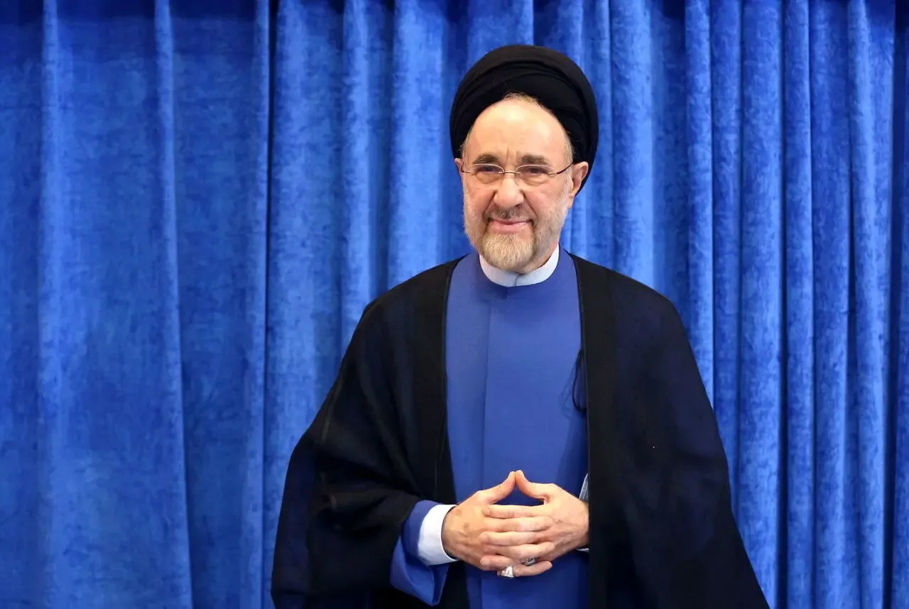 خروج سید محمد خاتمی از ایران تایید شد؟