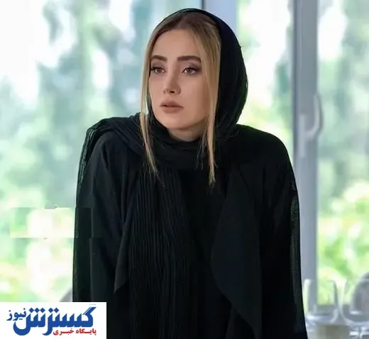 تیپ متفاوت بهاره افشاری با یک مانتو جیغ / دیوانه بازی بهاره افشاری در مترو تهران
