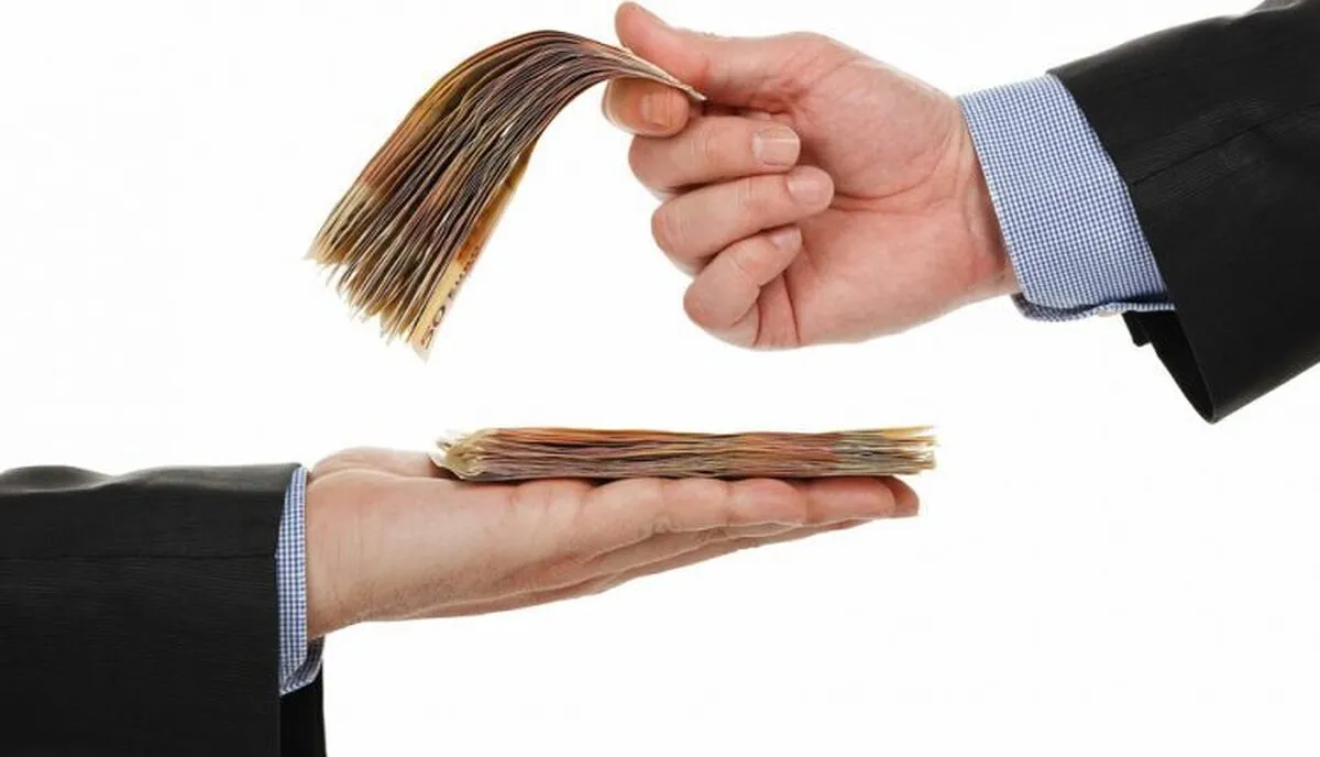 انتقاد تند رئیس‌جمهور از ساختار اداری؛ حقوق باید بر اساس نتیجه کار پرداخت شود