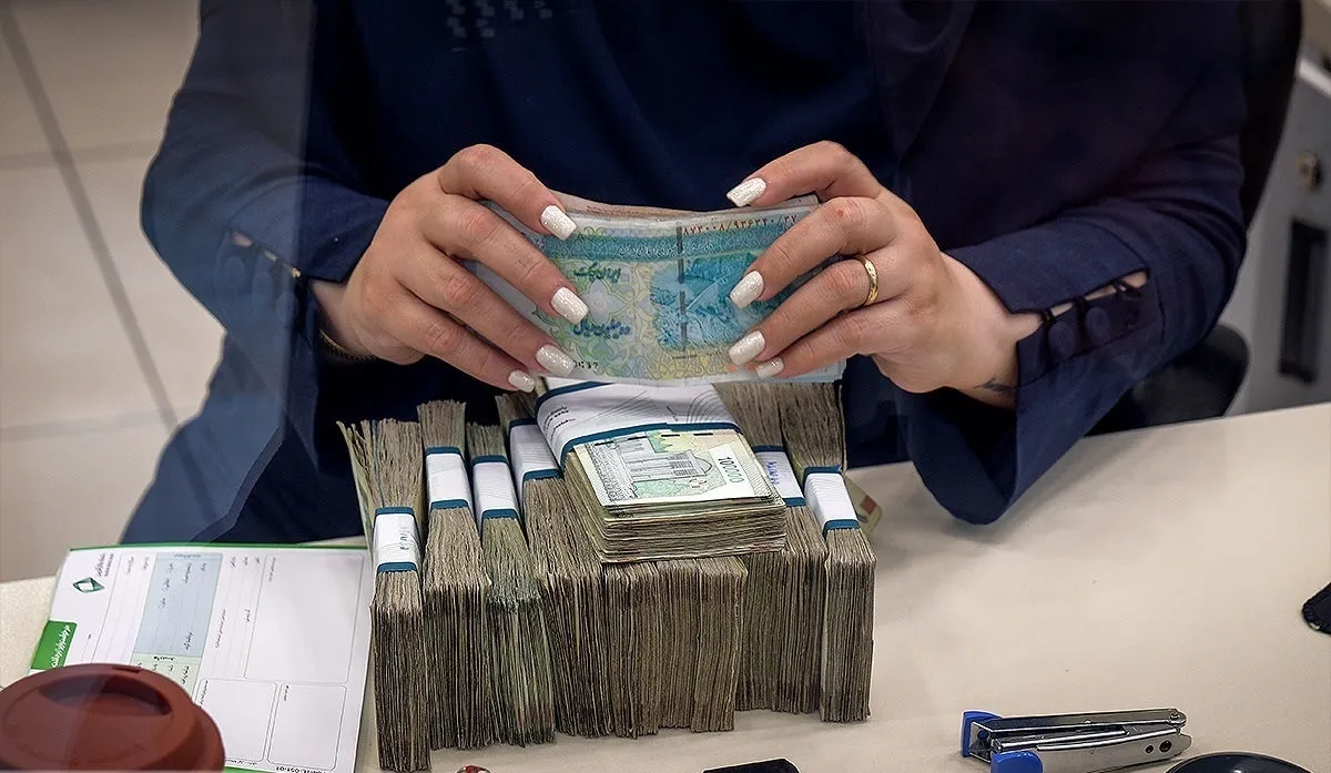 مبلغ افزایش حقوق کارمندان در ۱۴۰۵ اعلام شد؛ خبری که همه را یکسان خوشحال نکرد!