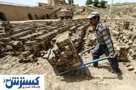 حقوق کارگران در سال ۱۴۰۳ افزایش یافت/ وزیر کار جزئیات افزایش دستمزد  را اعلام کرد