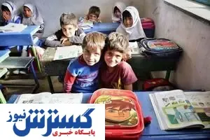 فداکاری یک معلم با ۲۷ سال سابقه