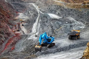 از ذخایر پنهان ایران رمزگشایی شد | یاقوت به کمک آمد