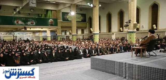 رهبر انقلاب: معلمان نگاه ملی را به دانش‌آموزان منتقل کنند