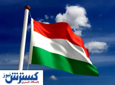 پوشش عجیب سیاستمدار مجارستانی | آقای وزیر با شلوارک وارد جلسه شد