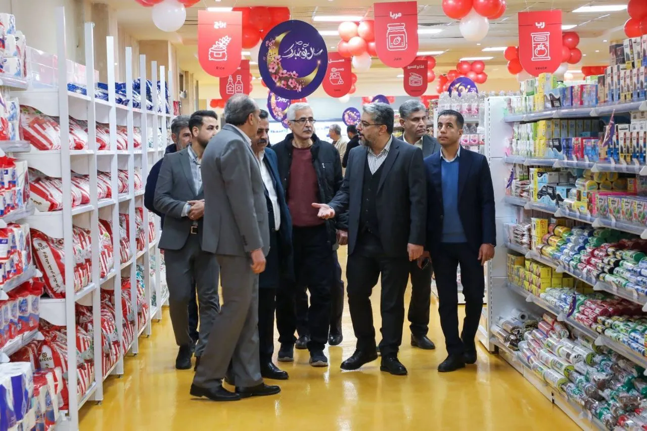 گوشت و مرغ از زمین و دریا در راه بازار / ذخیره کالاهای اساسی برای یک سال تکمیل شد