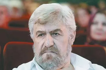 وداع با ستاره ماندگار سینما / عنایت بخشی در ۸۰ سالگی درگذشت