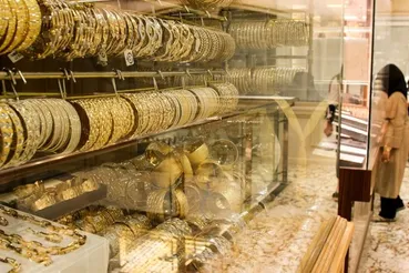 سرمایه‌گذاران حتما بخوانند؛ پیش‌بینی ۳ سناریو برای آینده طلا تا پایان سال