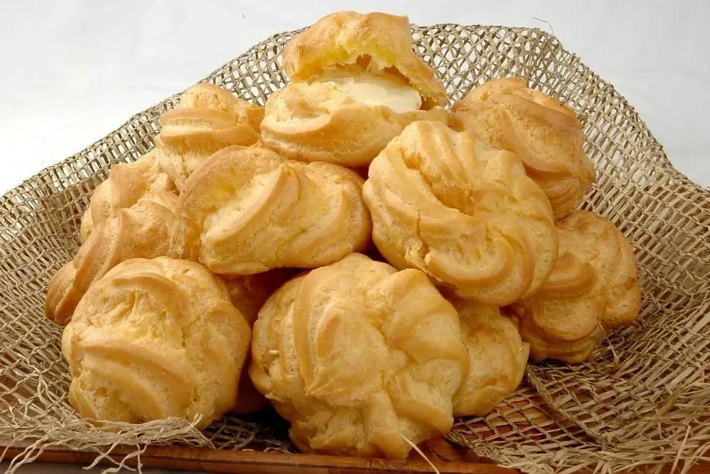 قیمت نون خامه ای فضایی شد / لطفا از پشت ویترین تماشا کنید