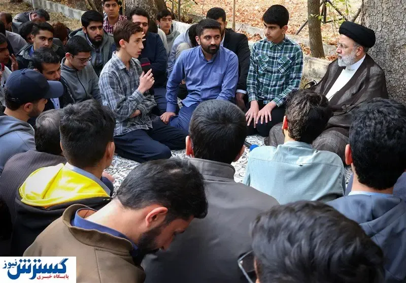 دیدار گروهی از دانش آموزان با رئیسی + عکس