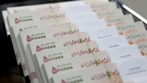 افزایش اعتبار حکمت کارت بازنشستگان / چه خانوارهایی مشمول واریزی ۴ میلیون تومانی می‌شوند؟
