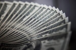 آخرین قیمت دلار امروز چهارشنبه ۸ مهر ۱۴۰۵